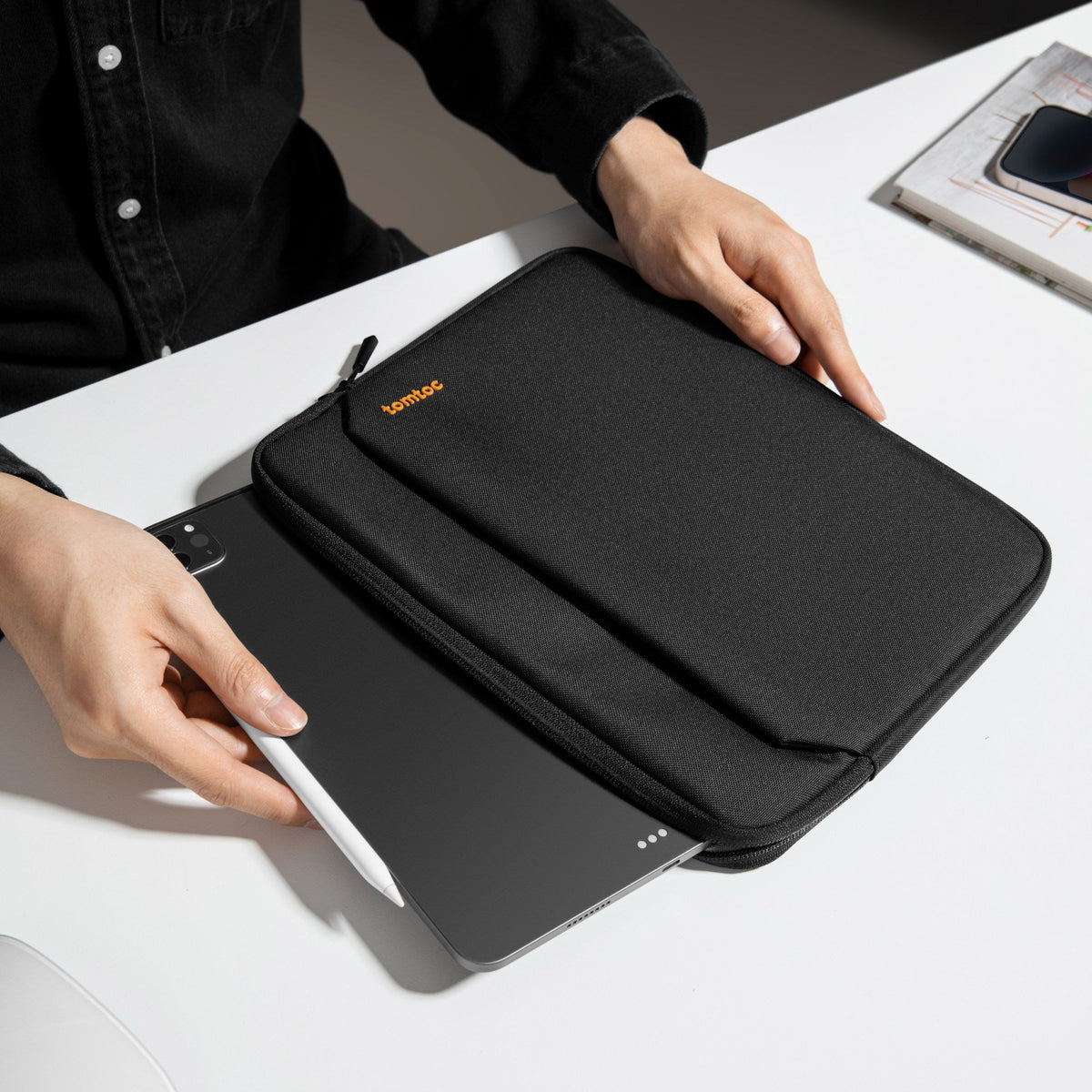 Light-B18 Tablet Sleeve for 13 inch iPad Air/Pro