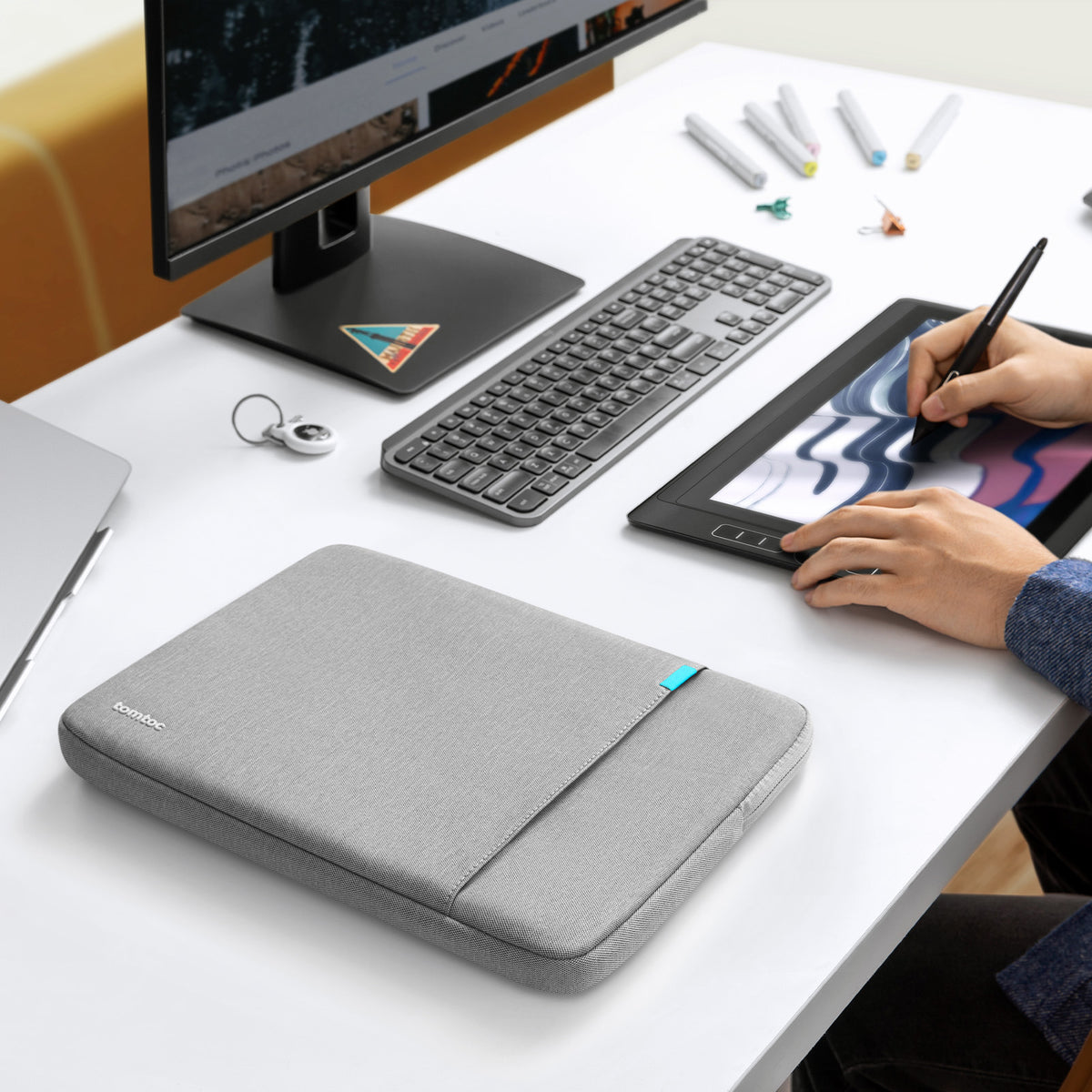 Defender-B13 Tablet Sleeve for 13 inch iPad Air/Pro