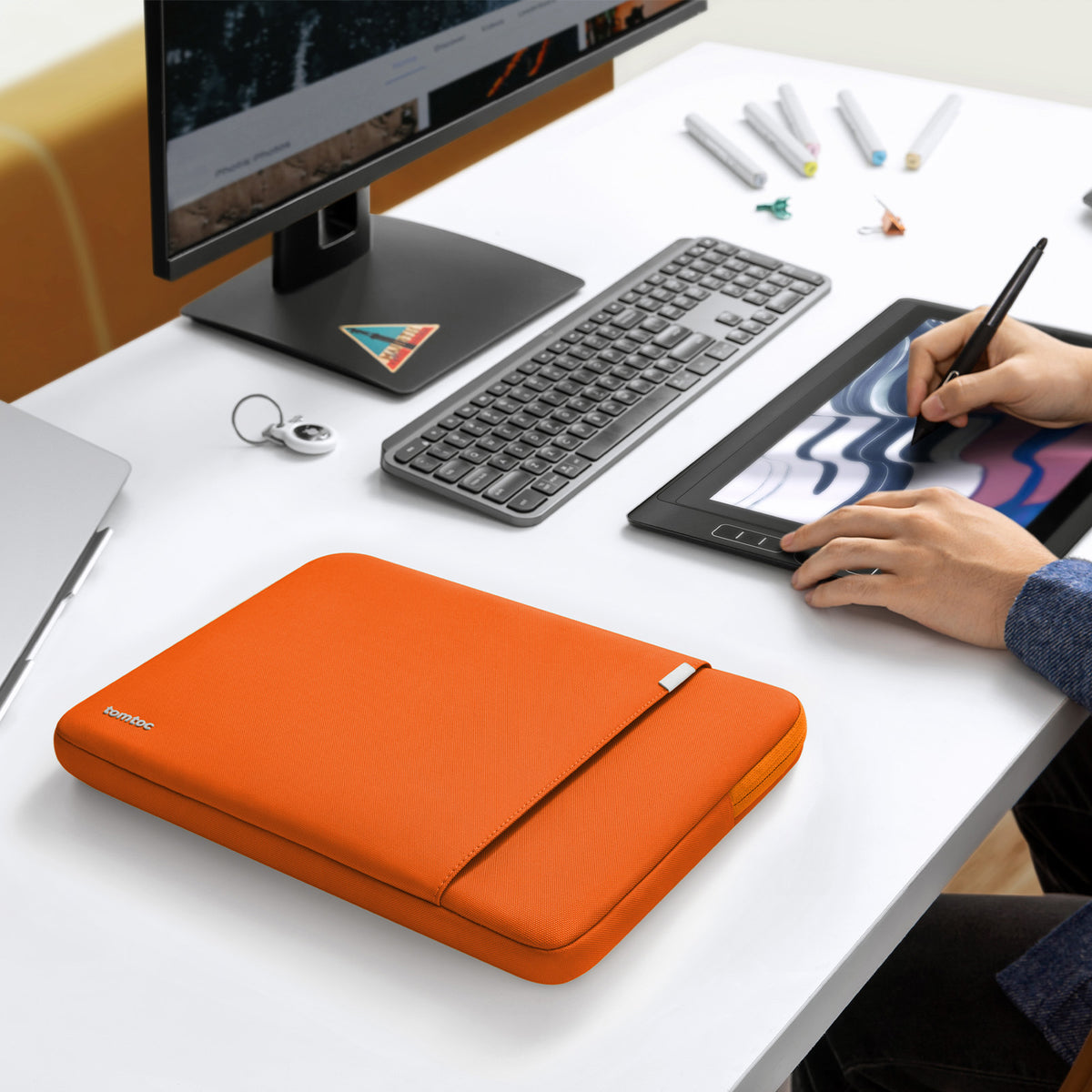 Defender-A13 Laptop Sleeve for 14 inch MacBook Pro