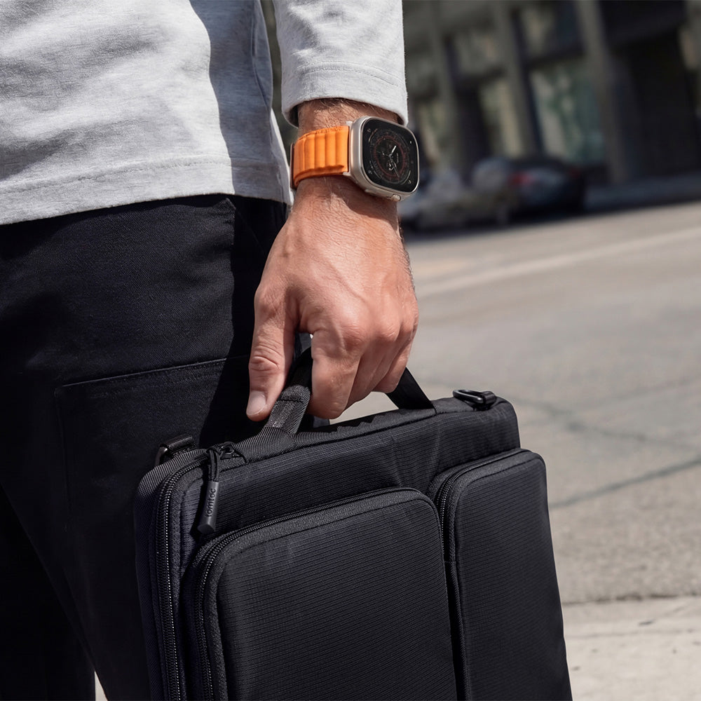 Defender-A42 Premium Laptop Shoulder Bag for 14 inch MacBook Pro