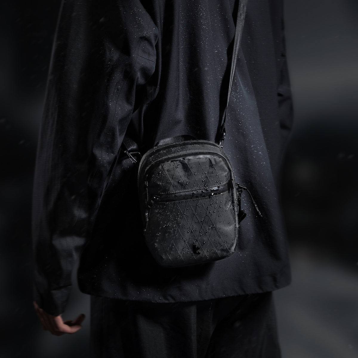 Aviator-T37 X-Pac Travel Crossbody Bag 1.3L