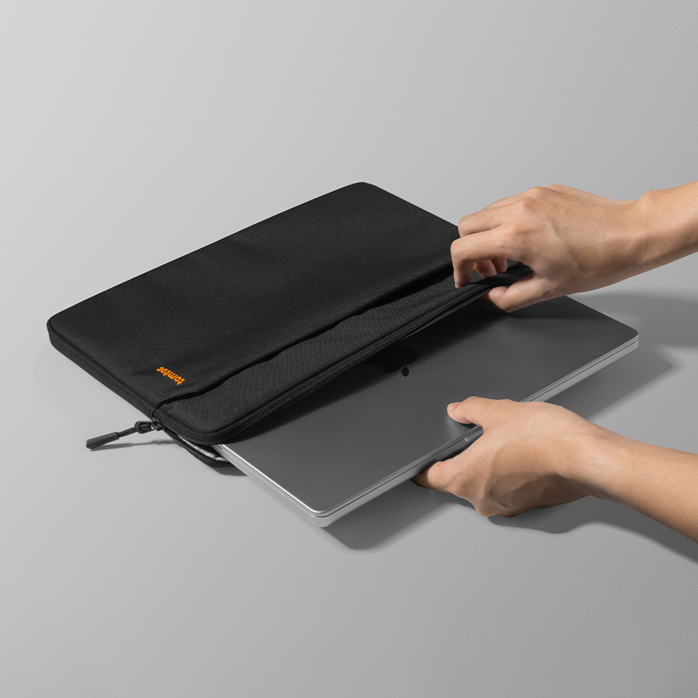 Light-A18 Laptop Sleeve for 13 inch MacBook Air/Pro