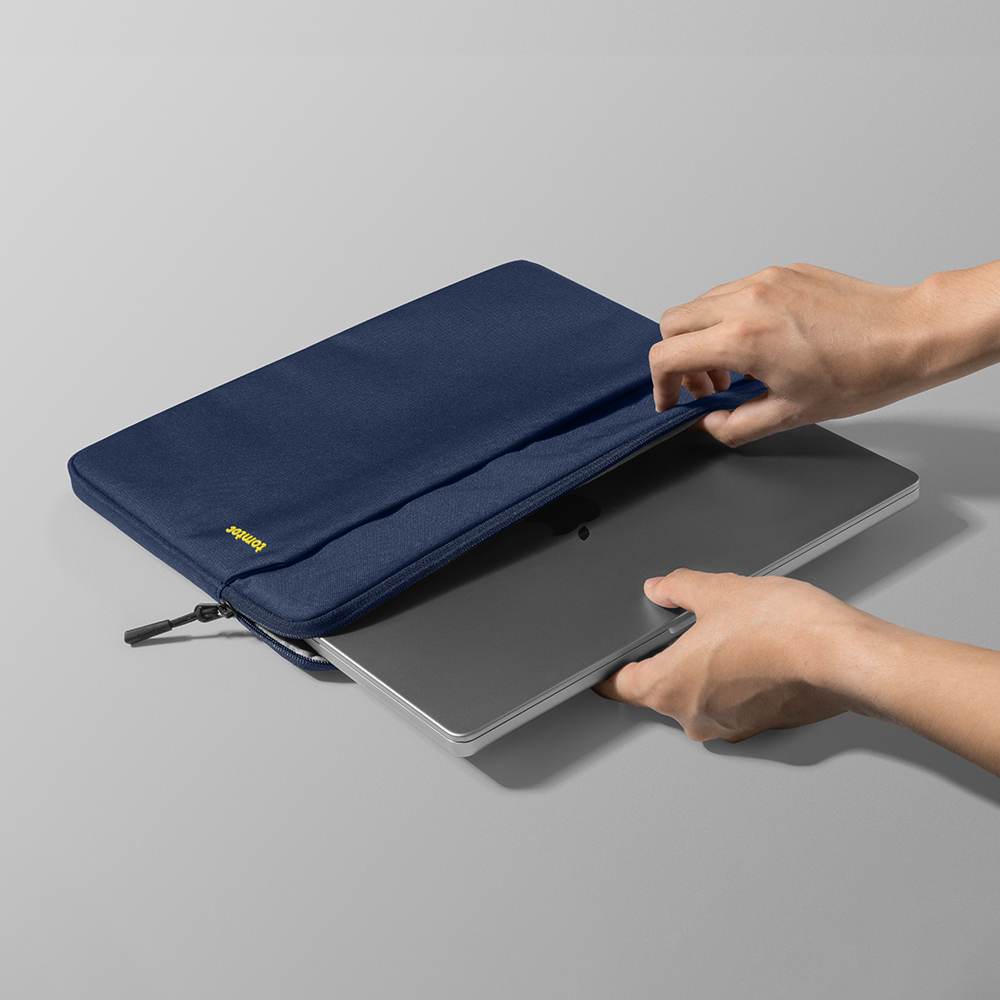 Light-A18 Laptop Sleeve for 13 inch MacBook Air/Pro