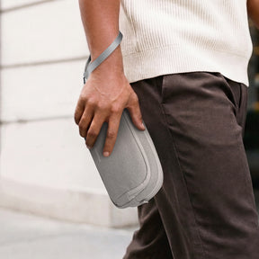 Light-T12 Electronic Accessory Pouch 1.8L
