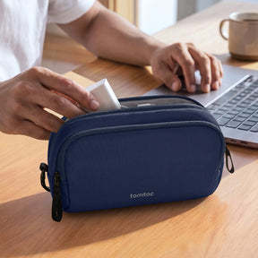 Light-T12 Electronic Accessory Pouch 1.8L
