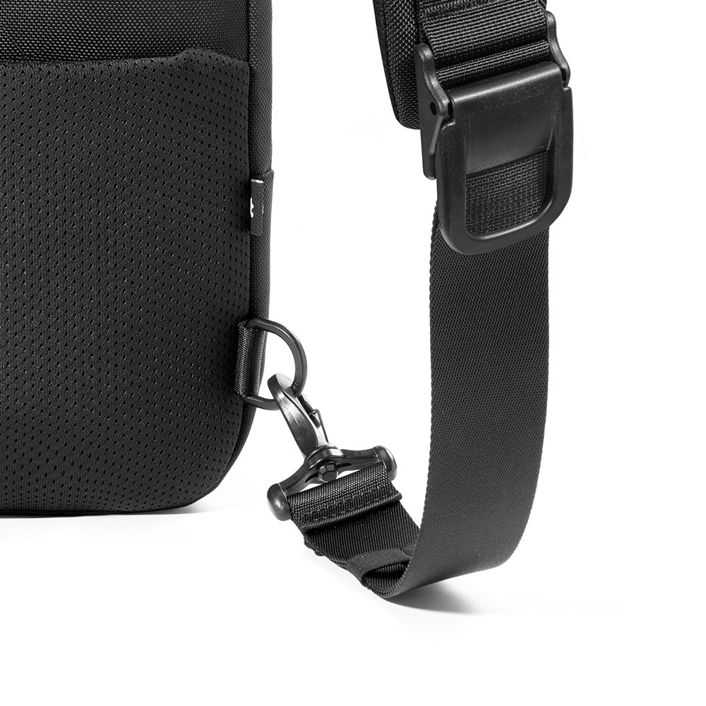 Navigator-T24 Sling Bag 7L