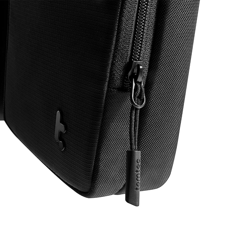 Defender-A42 Premium Laptop Shoulder Bag for 14 inch MacBook Pro