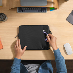 Essence-B35 Protective Tablet Sleeve for 13 inch iPad Air/Pro