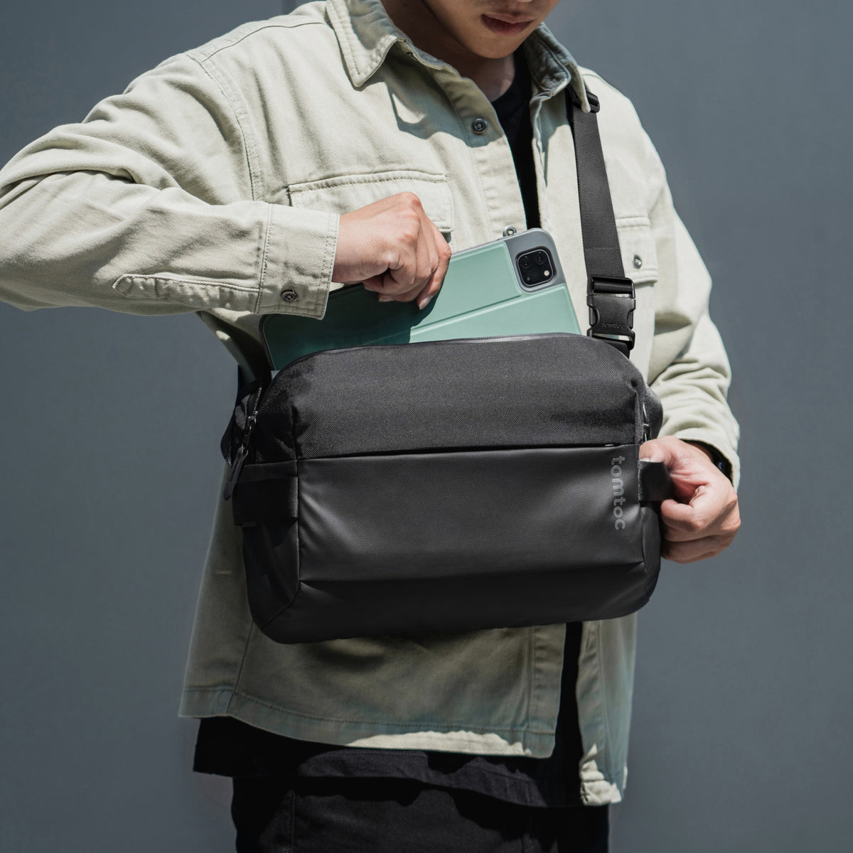 Explorer-T21 Sling Bag M