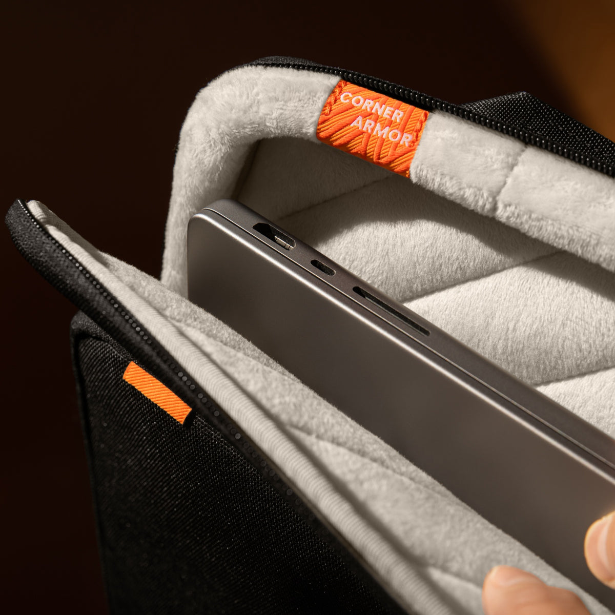 DefenderACE-A03 Laptop Shoulder Bag for 13-16 inch MacBook