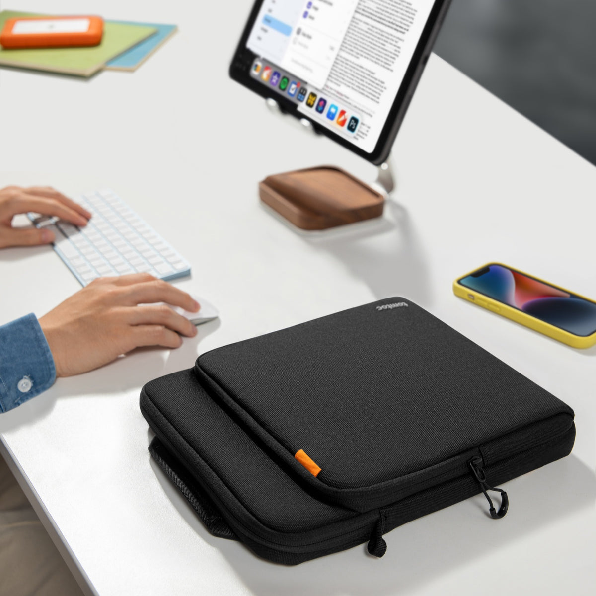 DefenderACE-B03 Tablet Shoulder Bag for 10.9-13 inch Ipad