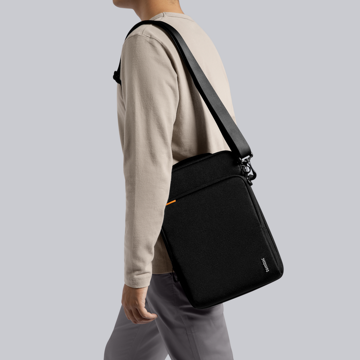 DefenderACE-A03 Laptop Shoulder Bag for 13-16 inch MacBook