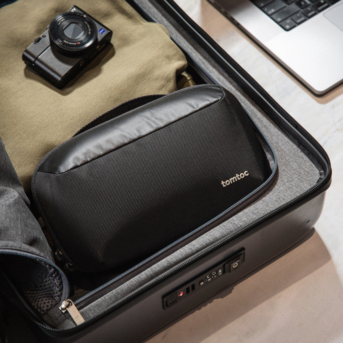 Navigator-T13 Accessory Pouch M