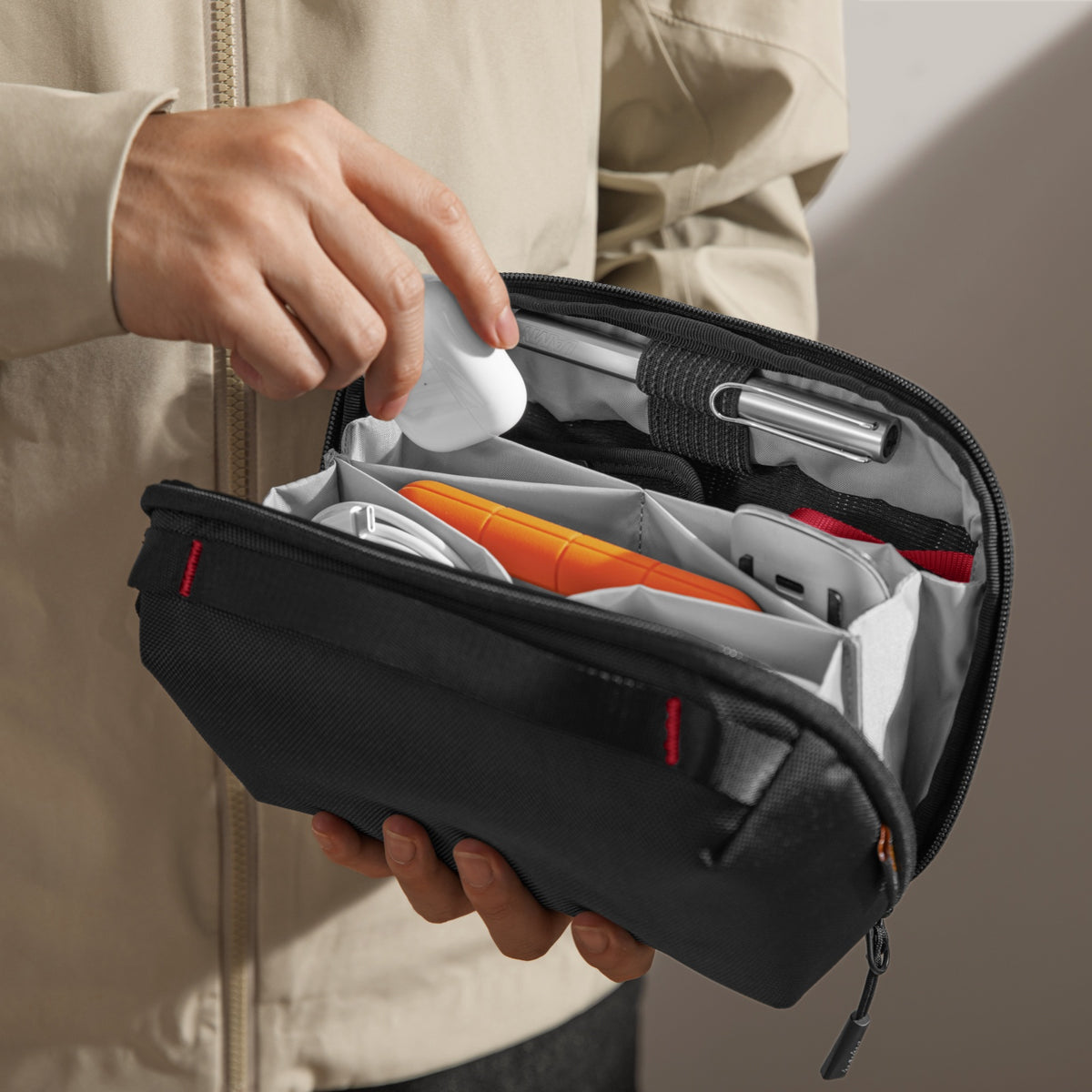 Navigator-T13 Accessory Pouch M