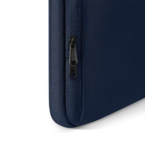 Defender-A40 Laptop Shoulder Bag for 16 inch MacBook Pro