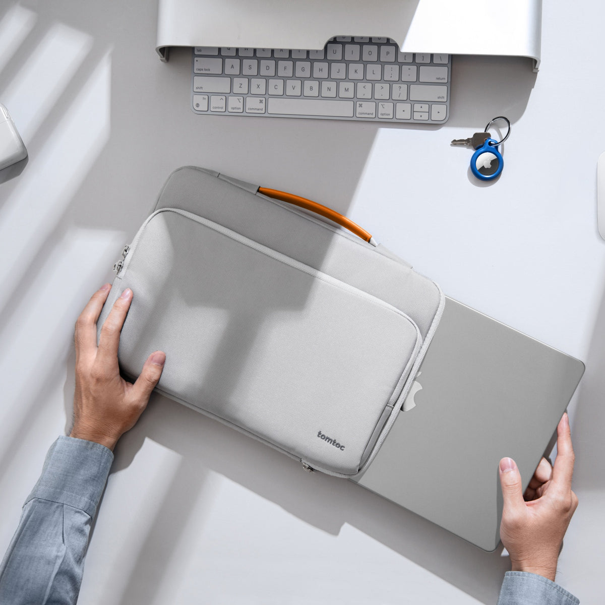 Defender-A14 Laptop Briefcase for 14 inch MacBook Pro