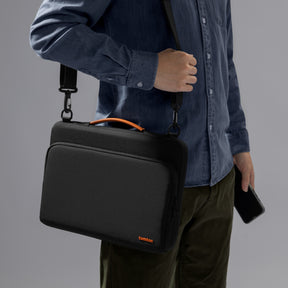 Defender-A40 Laptop Shoulder Bag for 14 inch MacBook Pro
