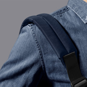 Defender-A40 Laptop Shoulder Bag for 16 inch MacBook Pro