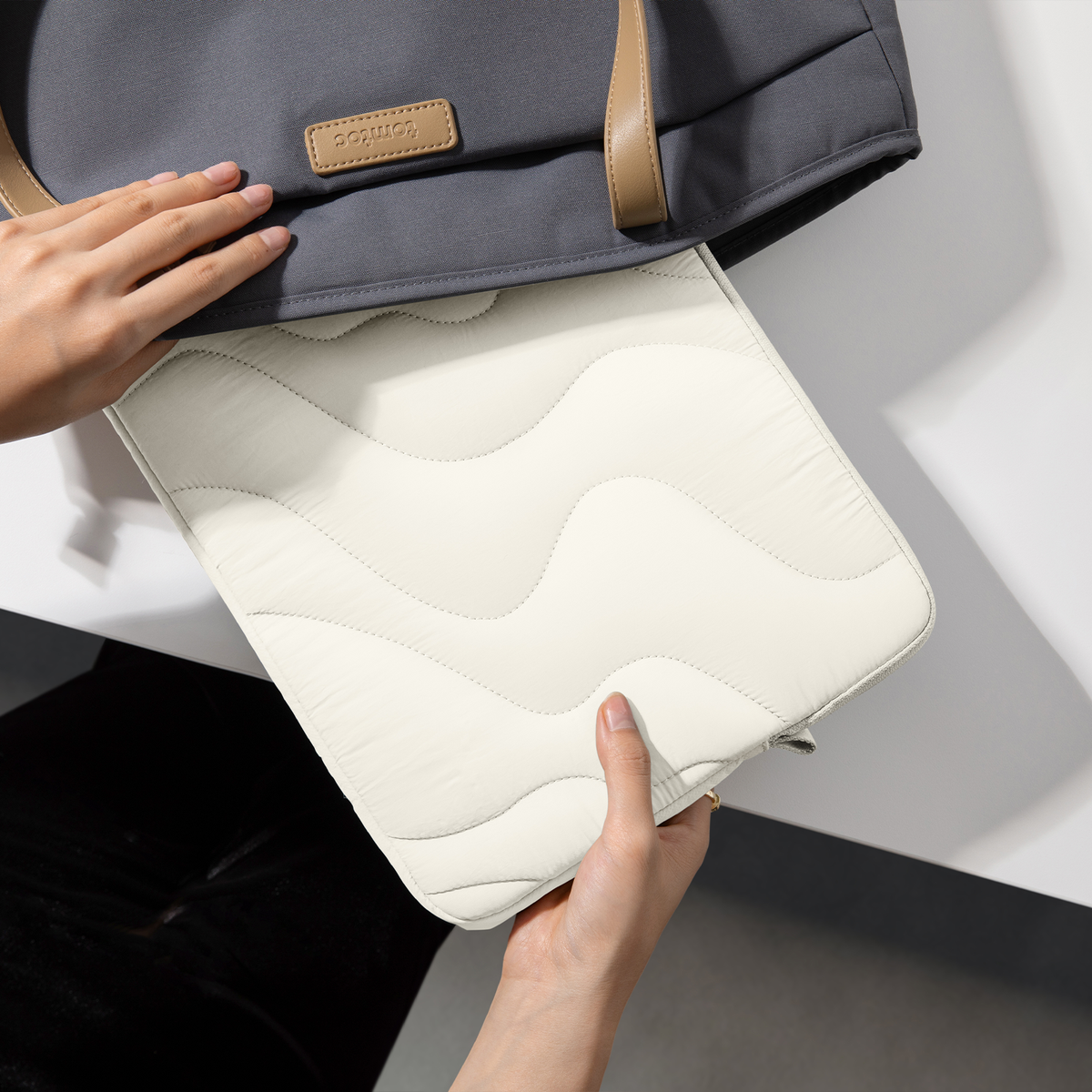 Terra-A27 Laptop Sleeve for 16 inch MacBook Pro
